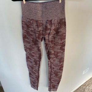 GYMSHARK Berry Camo Seamless Leggings
